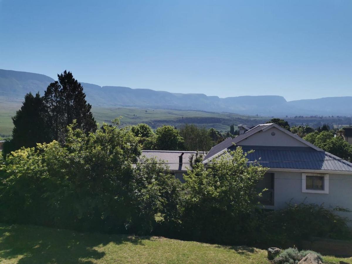 The Raz Bed and Breakfast Harrismith Exteriör bild