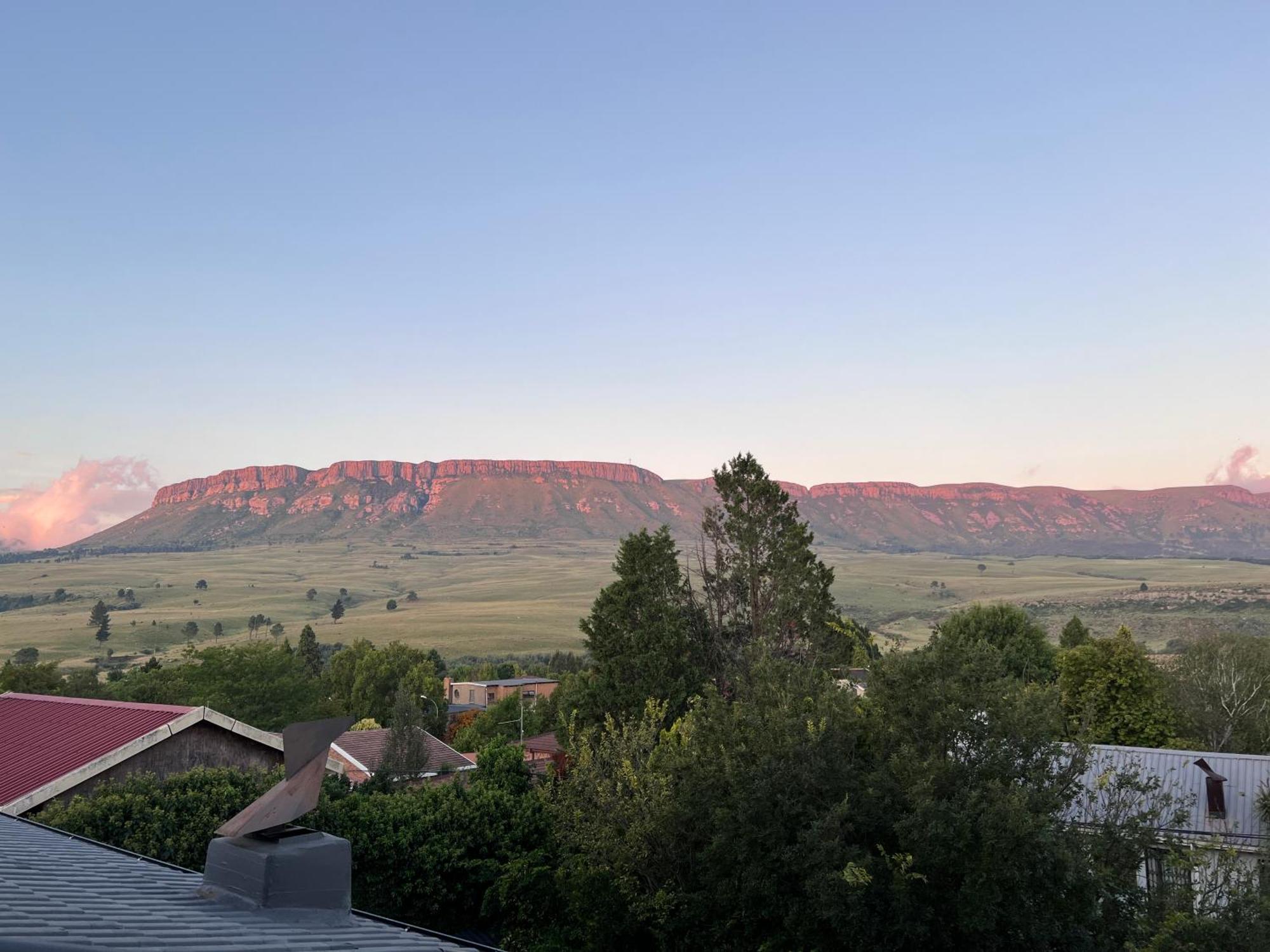 The Raz Bed and Breakfast Harrismith Exteriör bild