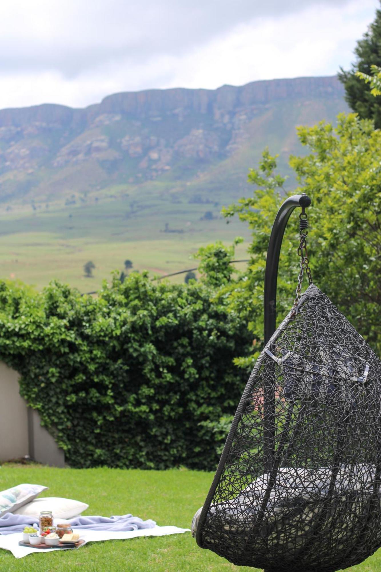 The Raz Bed and Breakfast Harrismith Exteriör bild