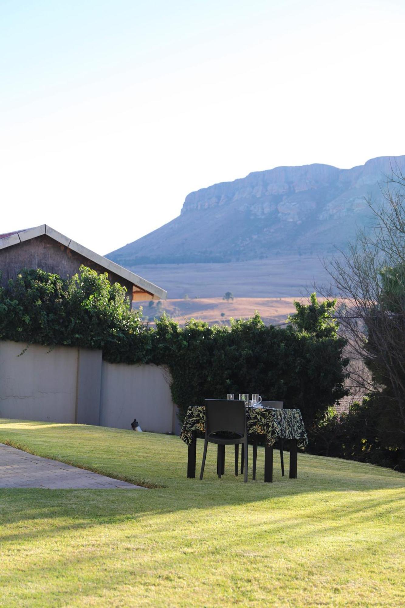The Raz Bed and Breakfast Harrismith Exteriör bild